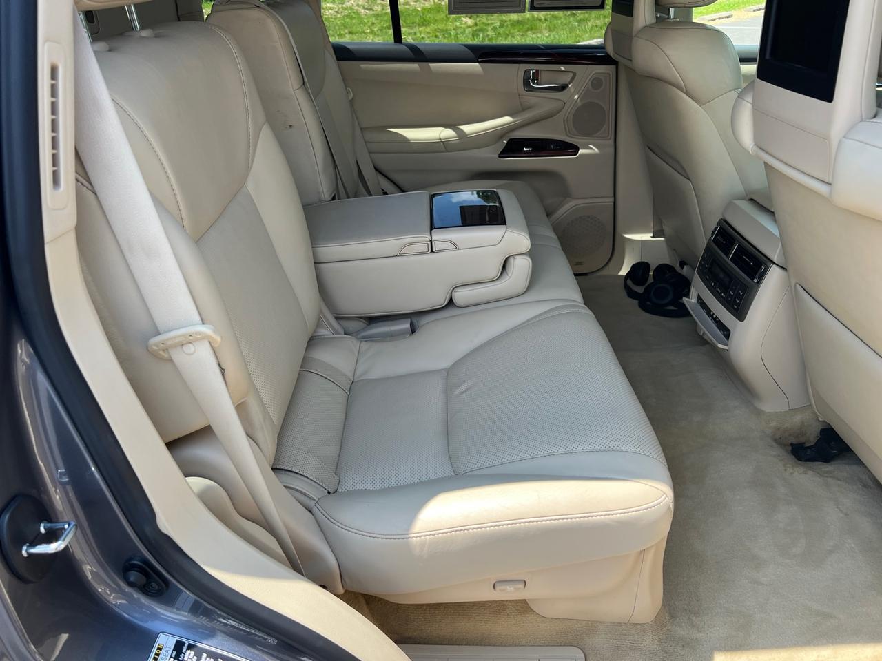 2014 Lexus LX 570 Hagerstown MD