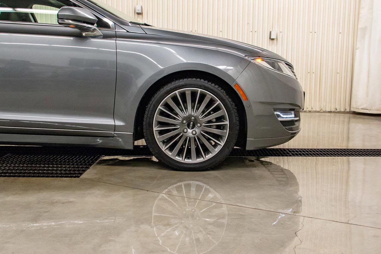2014 Lincoln MKZ AWD Luxury Edition Leather Roof Nav Red Deer AB