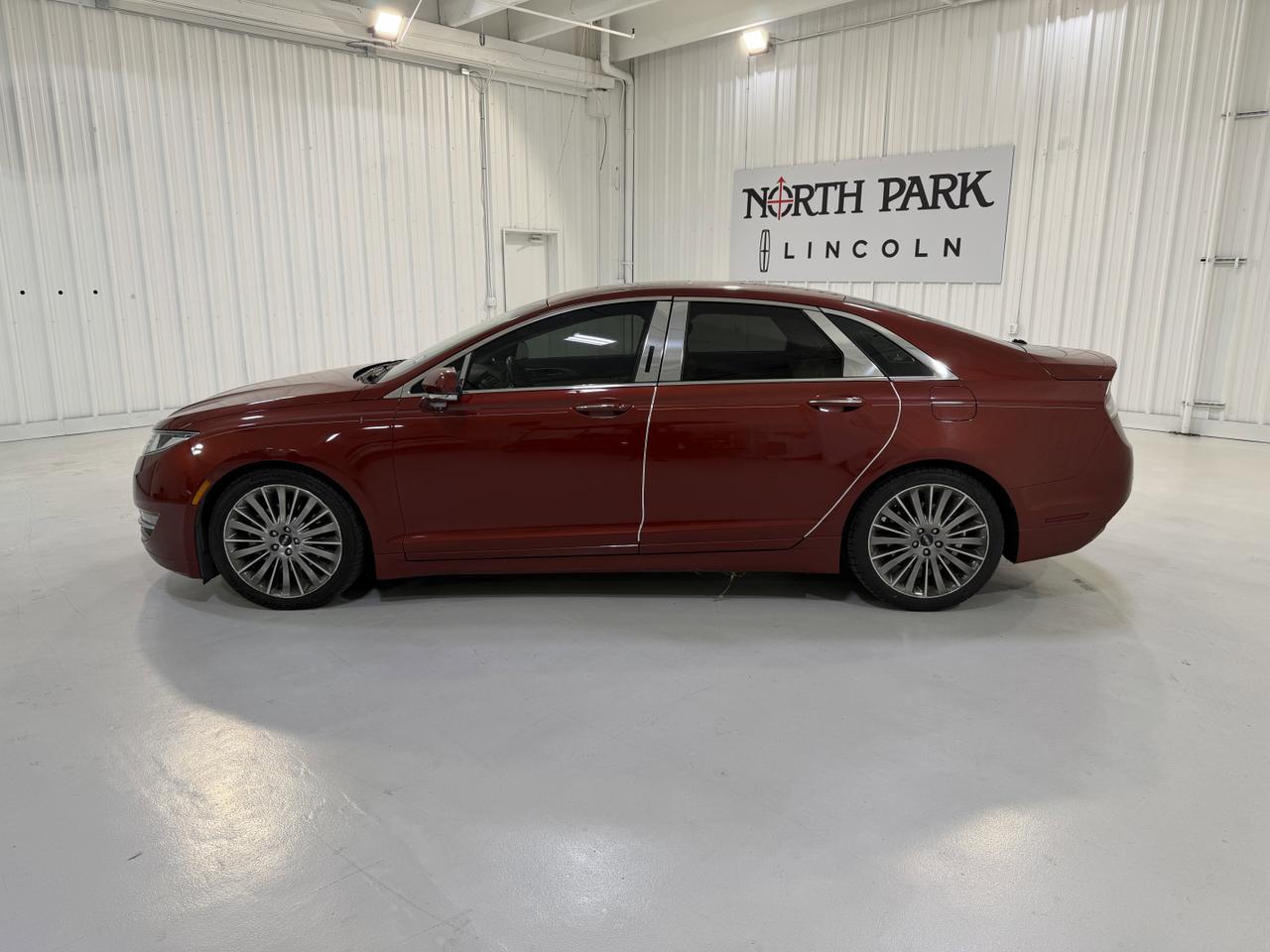 2014 Lincoln MKZ Base
