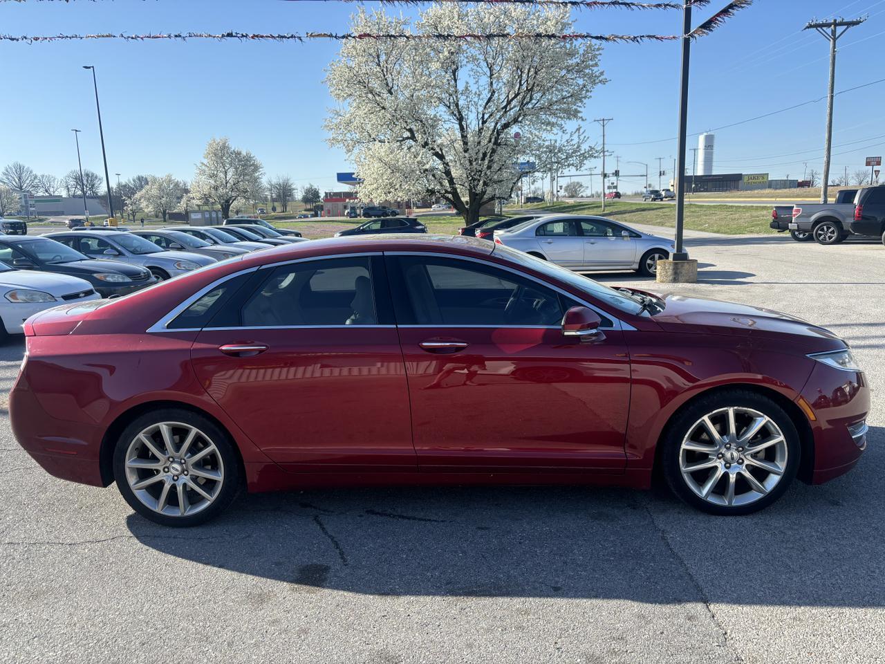 2014 Lincoln MKZ Sedan 4D Aurora MO