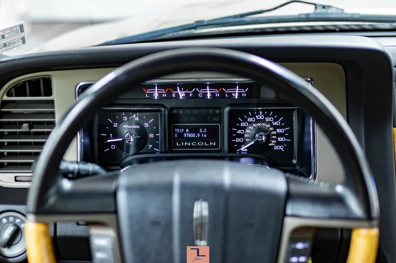 2014 Lincoln Navigator AWD Limited Leather Roof Nav BCam Red Deer AB