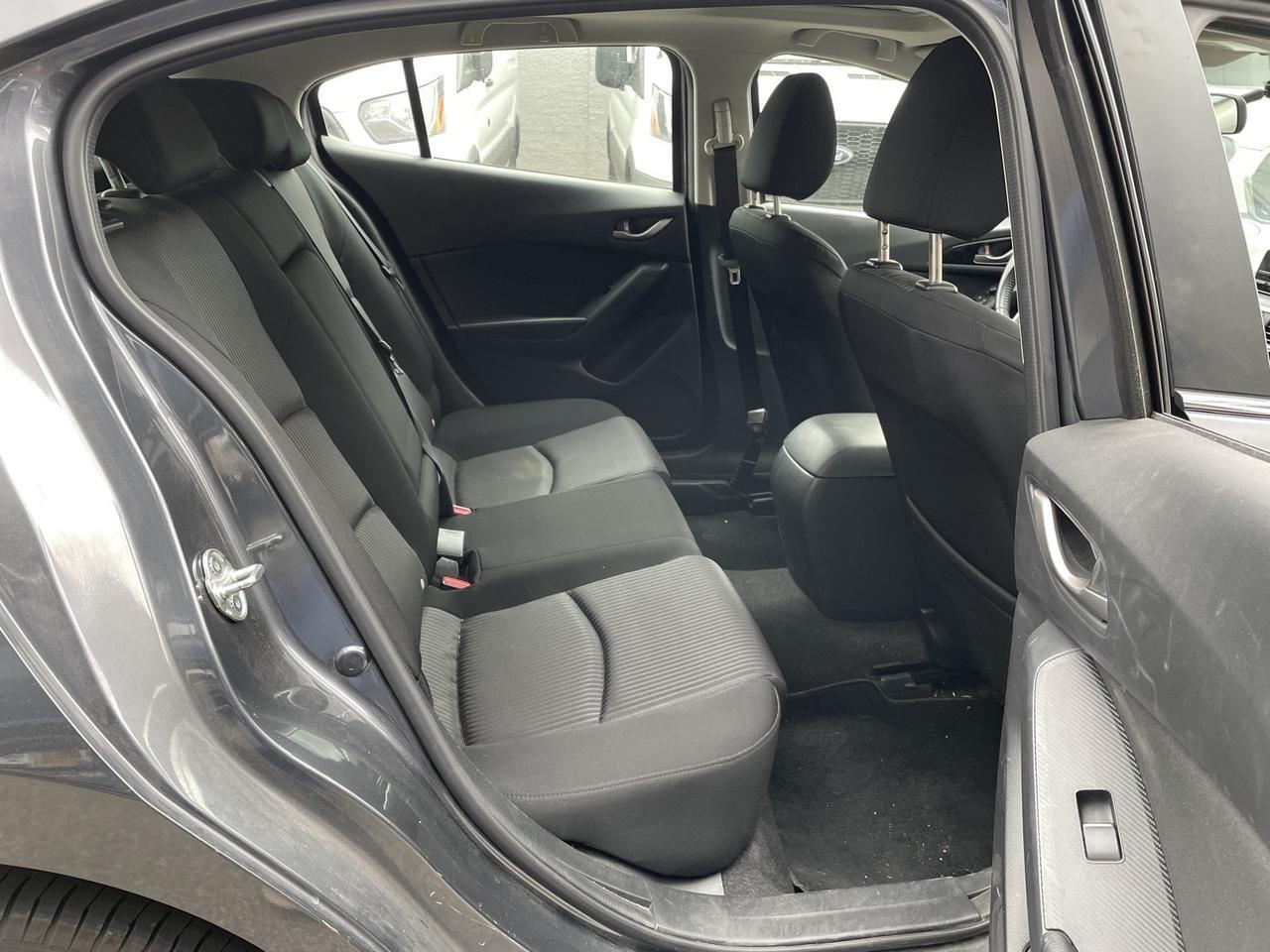 2014 MAZDA Mazda3 i Touring Springfield VA