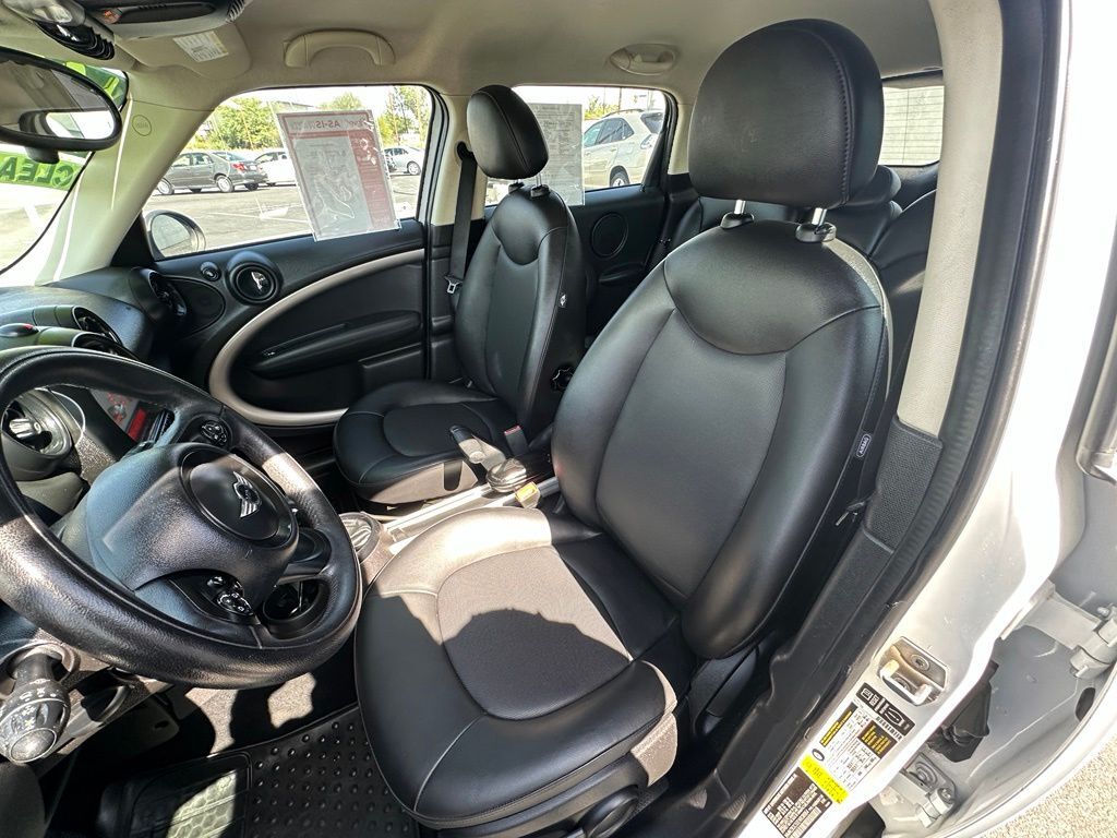2014 MINI Cooper Countryman Base
