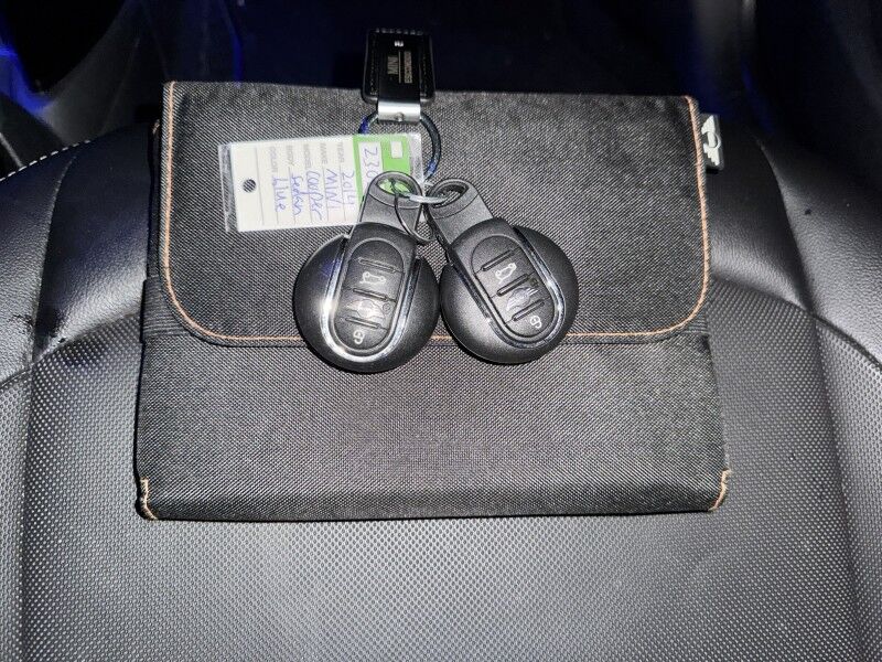 2014 MINI Cooper Hardtop 2-Door Hardtop FWD w/ Premium Package 2 Arlington VA