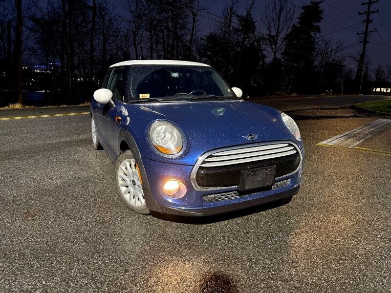 2014 MINI Cooper Hardtop 2-Door Hardtop FWD w/ Premium Package 2