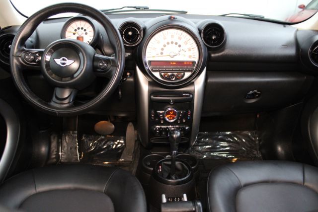 2014 MINI Countryman Cooper