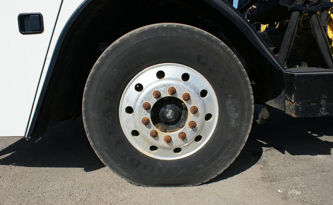 2014 Mack LEU613 30 yd Heil Side Loader Garbage Truck Tampa FL