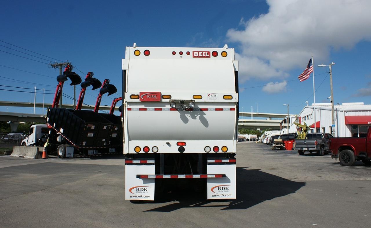 2014 Mack LEU613 30 yd. Heil Side Loader Garbage Truck Tampa FL