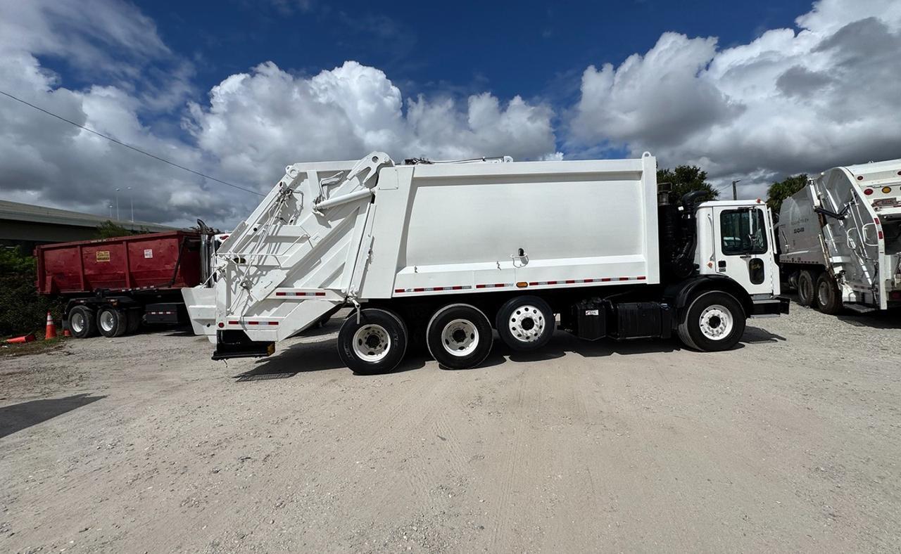 2014 Mack MRU613 25 Yard Heil Rear Loader Garbage Truck Tampa FL