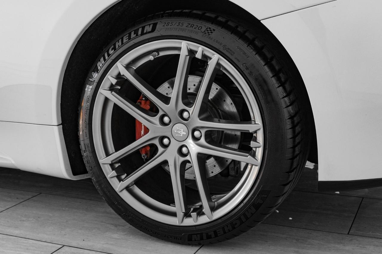 2014 Maserati GranTurismo SPORT NAVIGATION LEATHER HEATED SEATS FRONT AND REAR PARKING SEN Carrollton TX