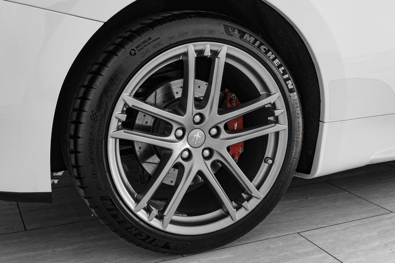 2014 Maserati GranTurismo SPORT NAVIGATION LEATHER HEATED SEATS FRONT AND REAR PARKING SEN Carrollton TX