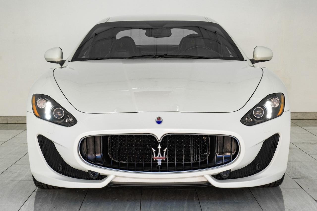 2014 Maserati GranTurismo SPORT NAVIGATION LEATHER HEATED SEATS FRONT AND REAR PARKING SEN