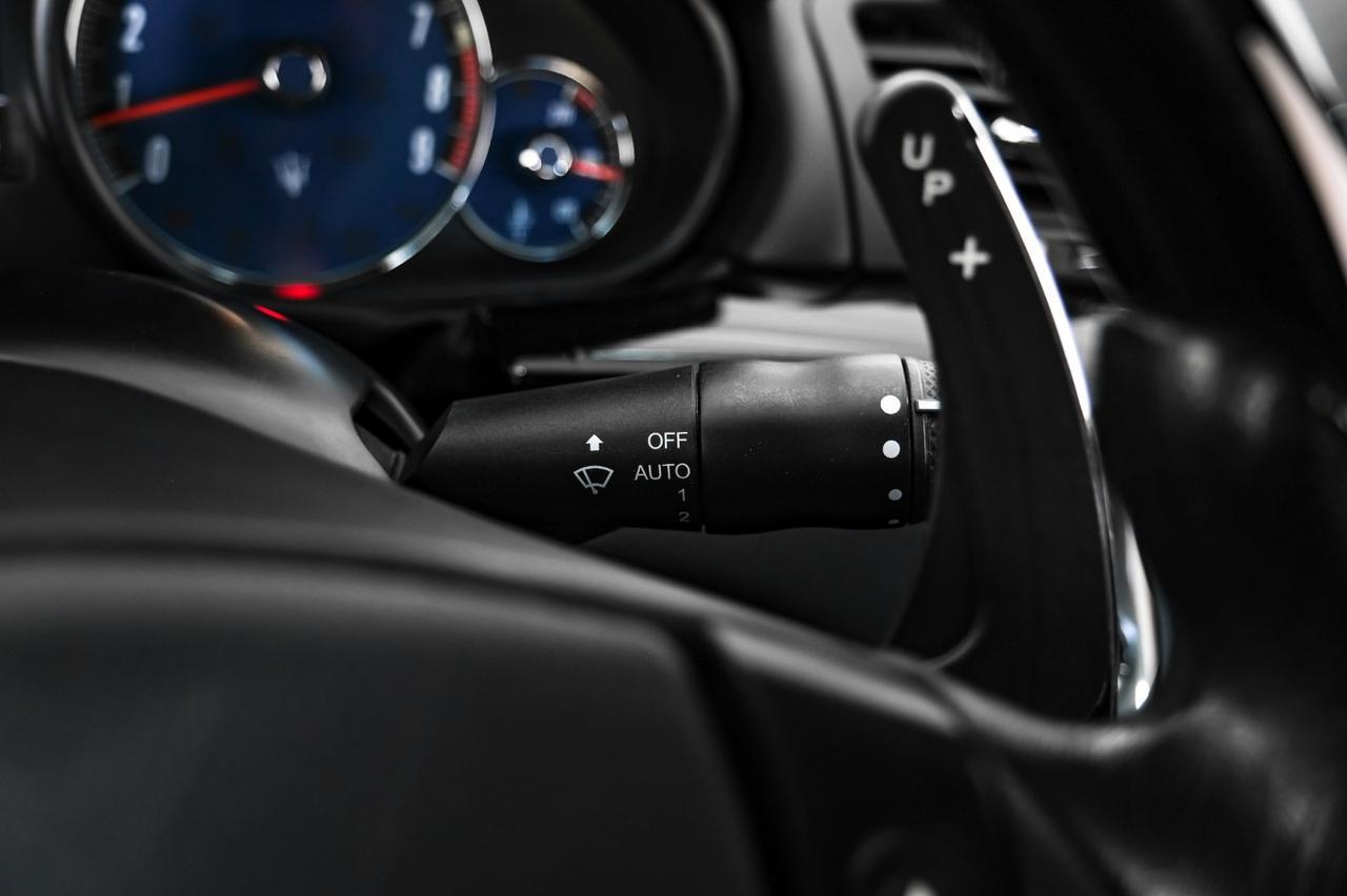 2014 Maserati GranTurismo SPORT NAVIGATION LEATHER HEATED SEATS FRONT AND REAR PARKING SENSORS BOSE SOUND PADDLE SHIFTERS Carrollton TX