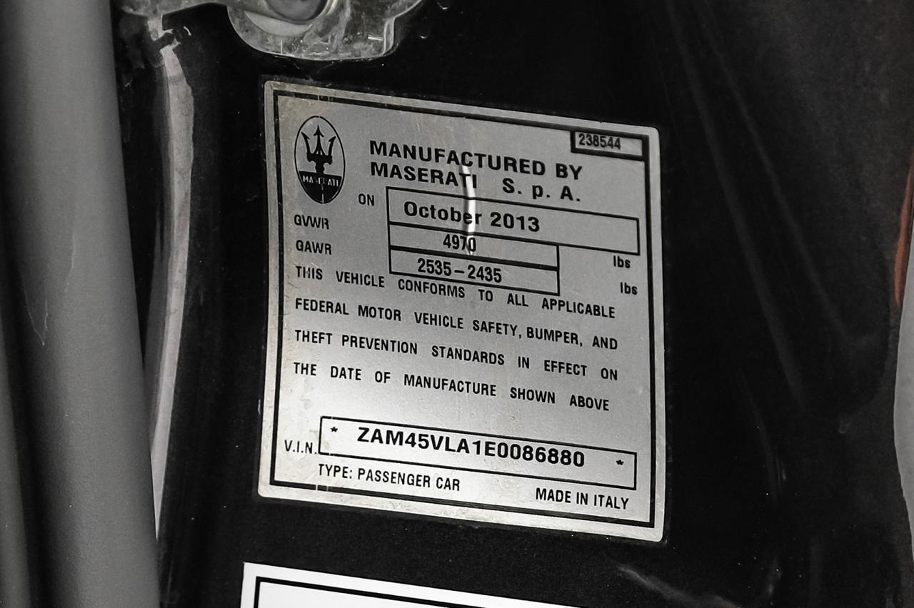 2014 Maserati GranTurismo SPORT NAVIGATION LEATHER HEATED SEATS FRONT AND REAR PARKING SENSORS BOSE SOUND PADDLE SHIFTERS Carrollton TX