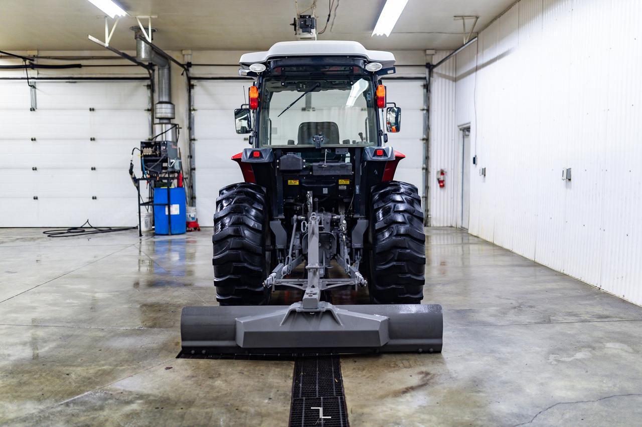 2014 Massey Ferguson 1742 4x4 Tractor Cab/Loader Diesel Red Deer AB