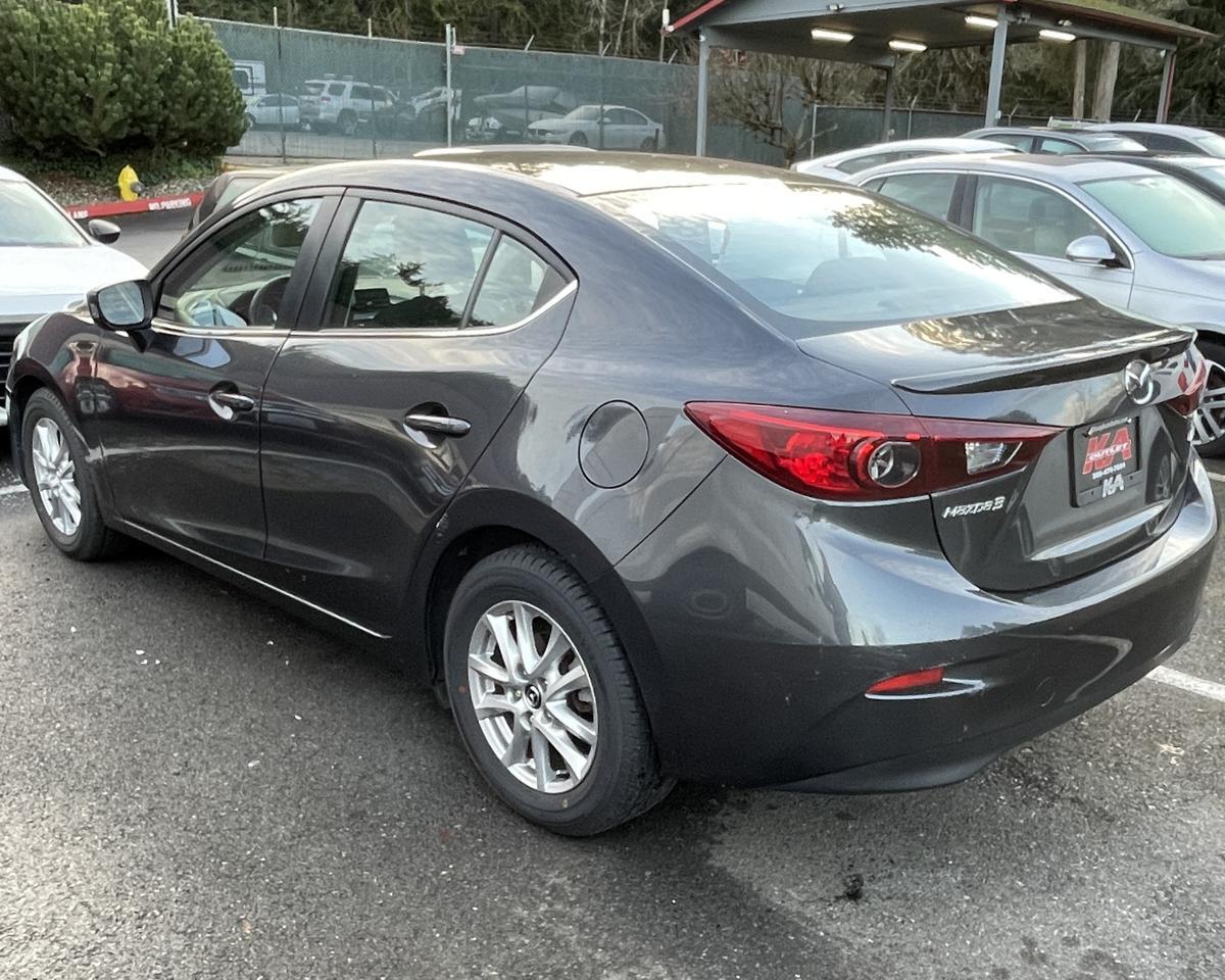 2014 Mazda MAZDA3 i Touring Sedan 4D