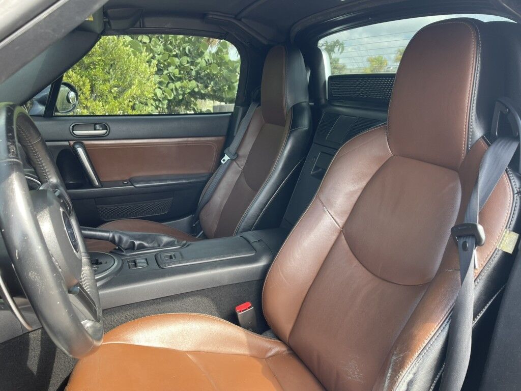 2014 Mazda MX-5 Miata GRAND TOURING~HARD TOP CONVERTIBLE~BOSE STEREO~CRUISE CONTROL~REMOTE KEYLESS ENTRY~ONLINE FINANCE AND SHIPPING AVAILABLE!!!! Sarasota FL