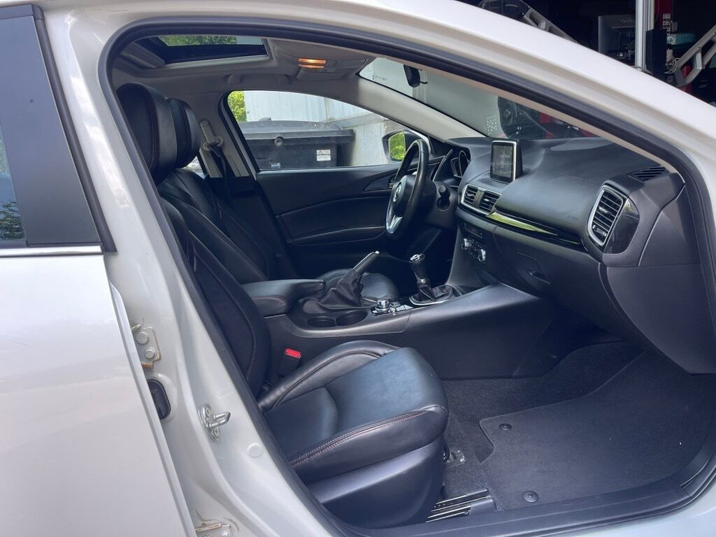 2014 Mazda Mazda3 i Grand Touring Orange MA