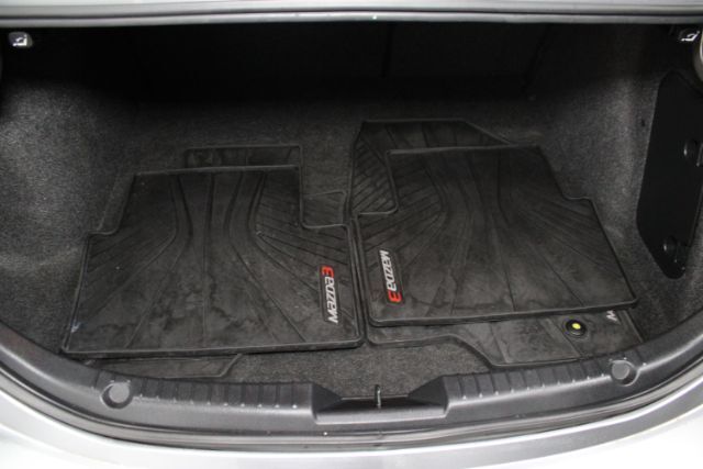 2014 Mazda Mazda3 i Sport Chantilly VA