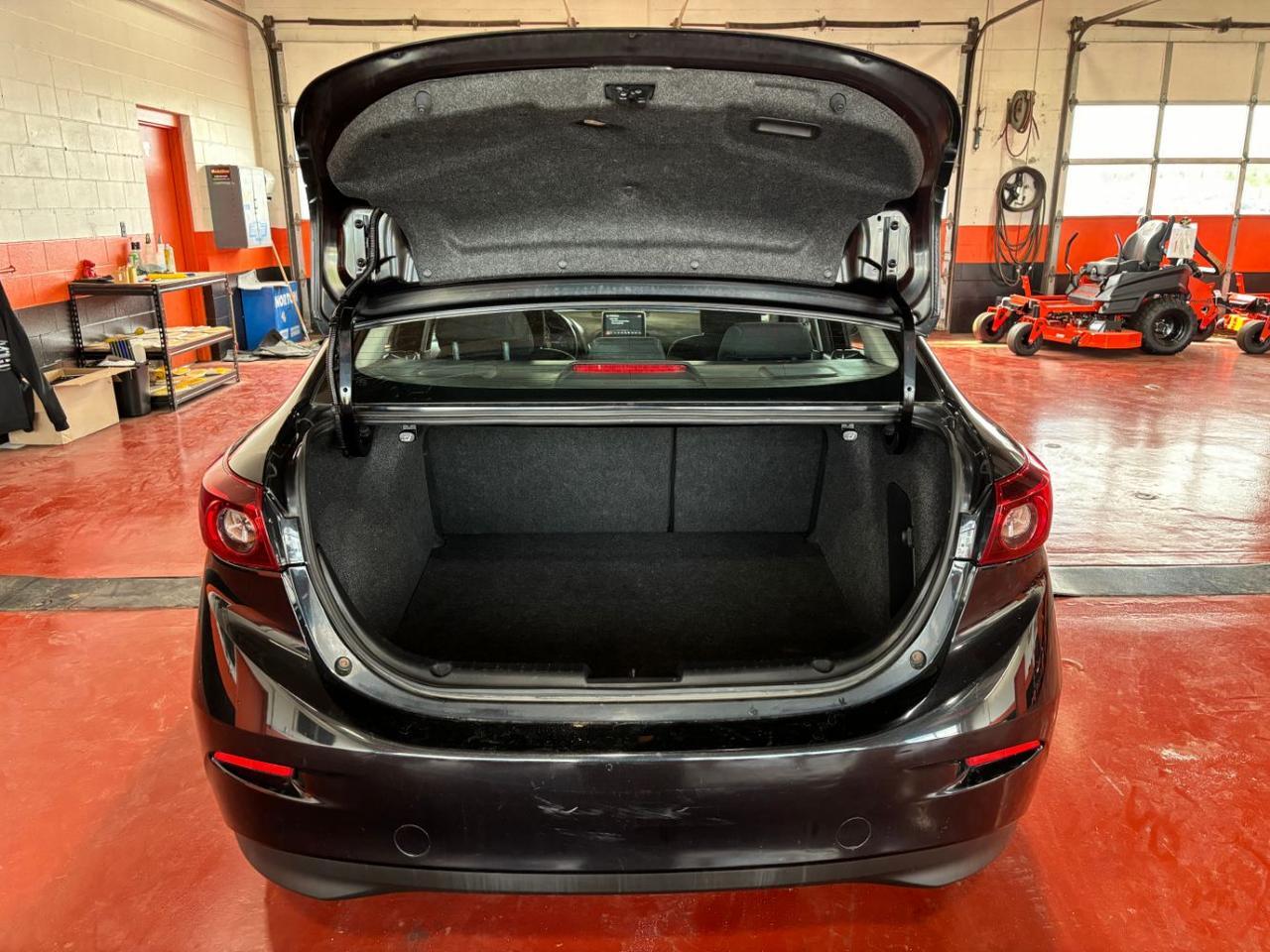 2014 Mazda Mazda3 i Touring Franklin OH