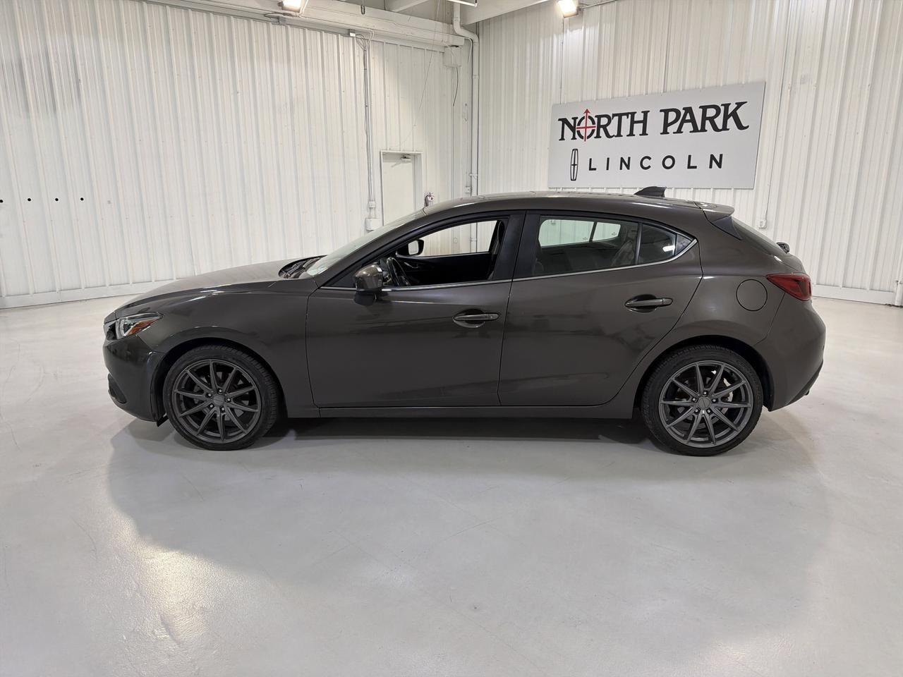 2014 Mazda Mazda3 s Grand Touring