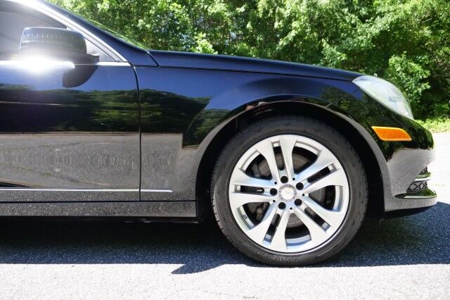 2014 Mercedes-Benz C-300 Sport / Premium 1 Package / Heated Seats! High Point NC