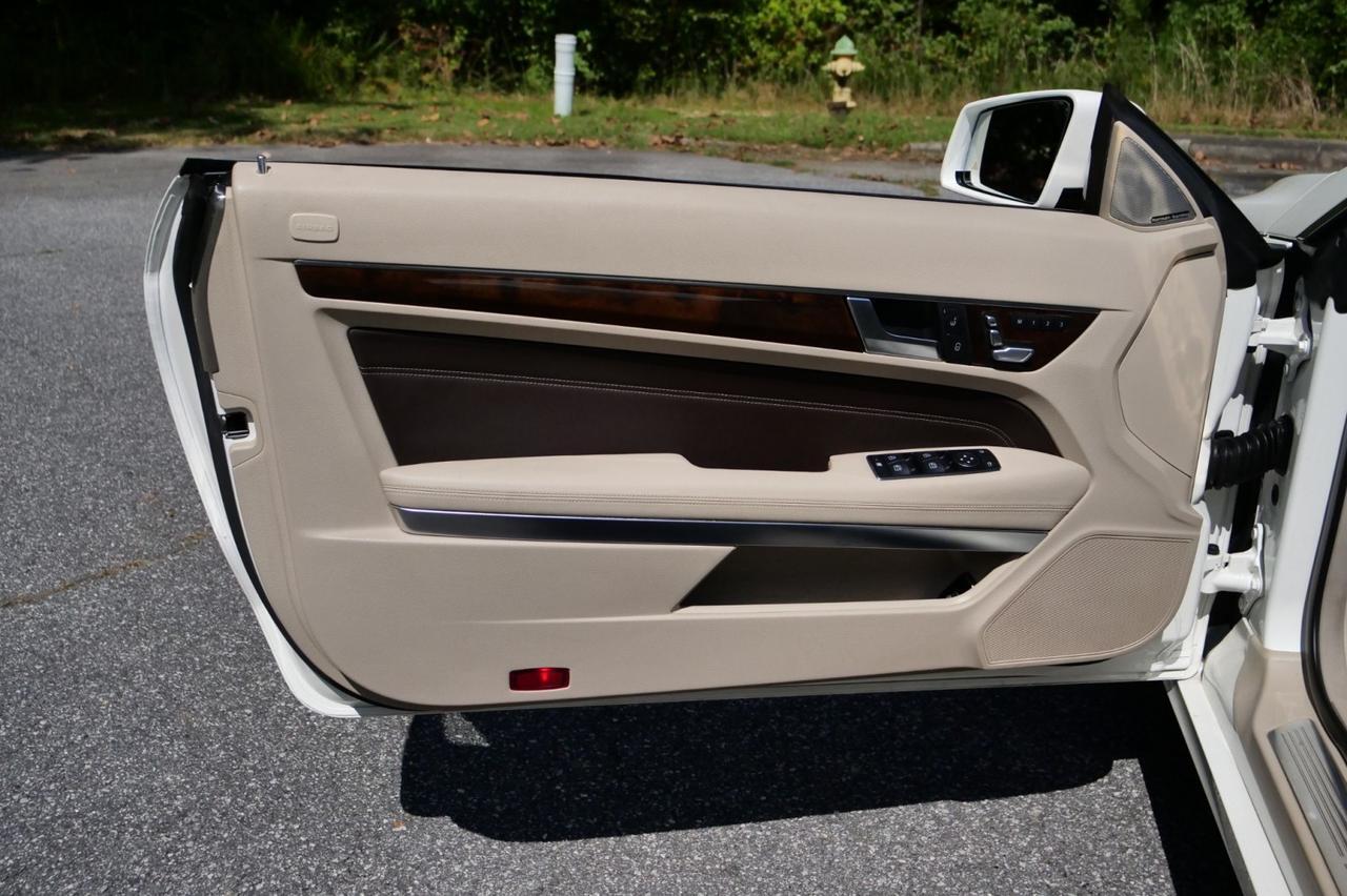 2014 Mercedes-Benz E-350 Cabriolet / Premium PKG / Sport PKG / Airscarf! Lincolnton NC