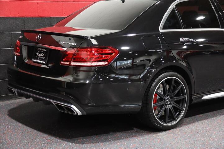 2014 Mercedes-Benz E 63 AMG S-Model 4-Matic Performance Package 4dr Sedan Chicago IL