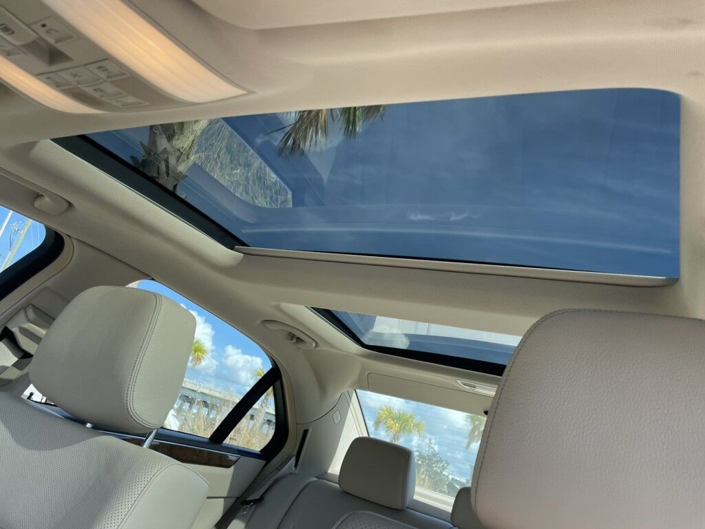 2014 Mercedes-Benz E-Class E 550 SPORT~CLEAN CARFAX~SUNROOF~NAVIGATION~ONELINE FINANCE AND SHIPPING AVAILABLE!!!!! Sarasota FL