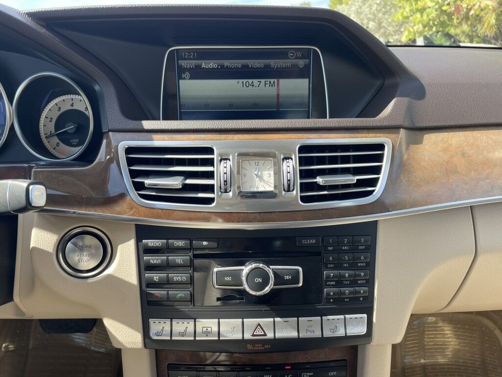 2014 Mercedes-Benz E-Class E 550 SPORT~CLEAN CARFAX~SUNROOF~NAVIGATION~ONELINE FINANCE AND SHIPPING AVAILABLE!!!!! Sarasota FL