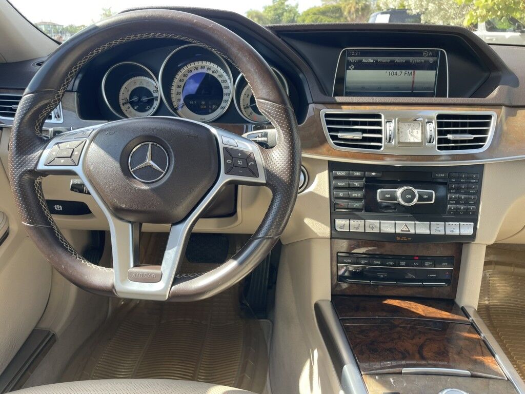 2014 Mercedes-Benz E-Class E 550 SPORT~CLEAN CARFAX~SUNROOF~NAVIGATION~ONELINE FINANCE AND SHIPPING AVAILABLE!!!!! Sarasota FL
