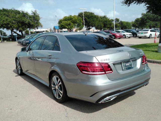 2014 Mercedes-Benz E-Class E250 BlueTEC Sedan Plano TX