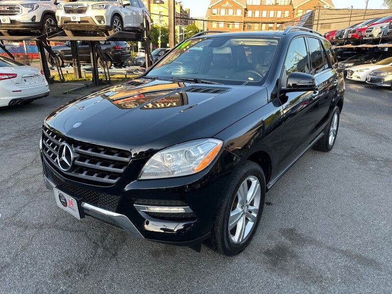 2014 Mercedes-Benz ML 350 ML 350 4MATIC w/ Premium Package