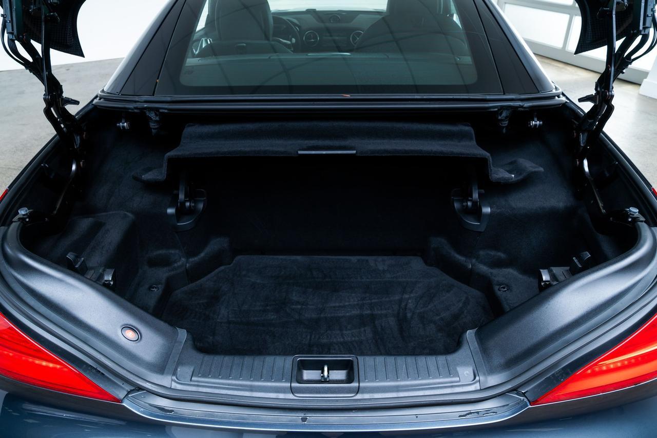 2014 Mercedes-Benz SL-Class SL 63 AMG&reg; AMG Performance Package / Carbon Ceramic Brakes Portland OR