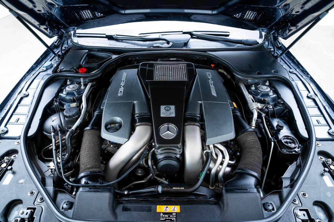 2014 Mercedes-Benz SL-Class SL 63 AMG&reg; AMG Performance Package / Carbon Ceramic Brakes Portland OR