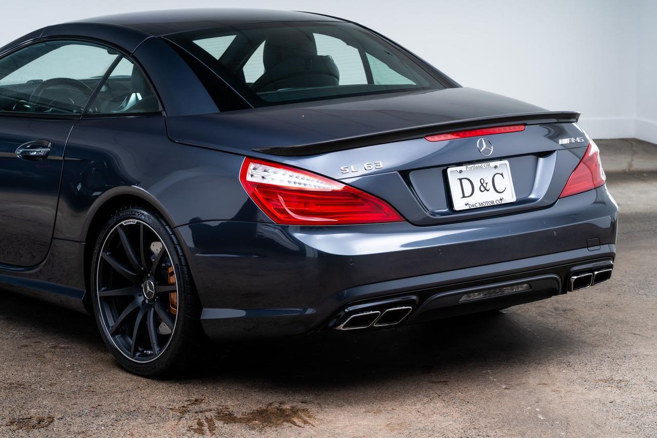 2014 Mercedes-Benz SL-Class SL 63 AMG&reg; AMG Performance Package / Carbon Ceramic Brakes Portland OR
