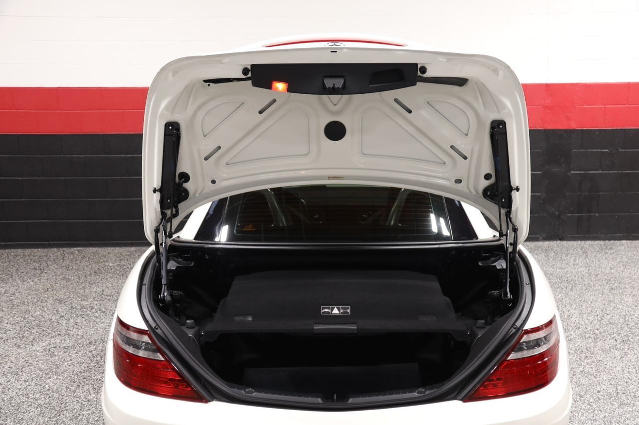 2014 Mercedes-Benz SLK 250 AMG Sport Pkg 2dr Roadster Skokie IL