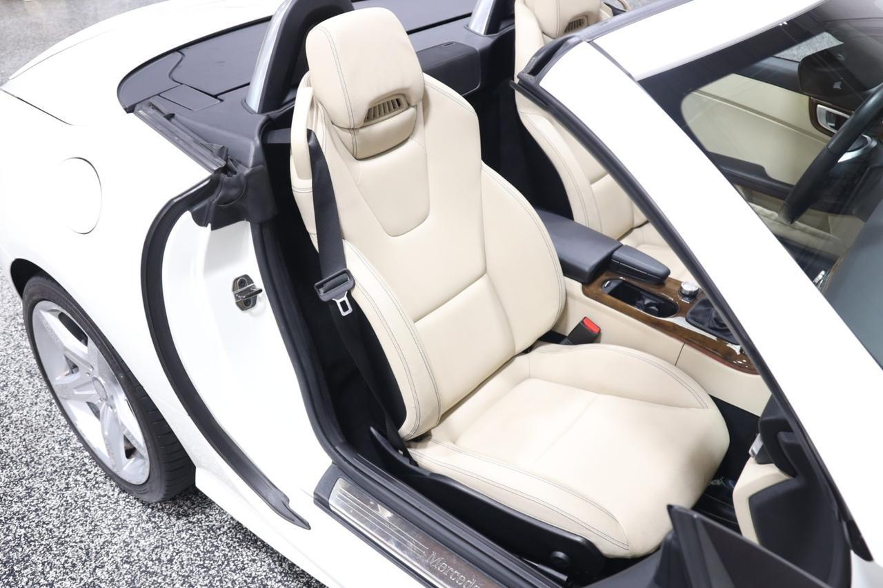 2014 Mercedes-Benz SLK 250 AMG Sport Pkg 2dr Roadster Skokie IL