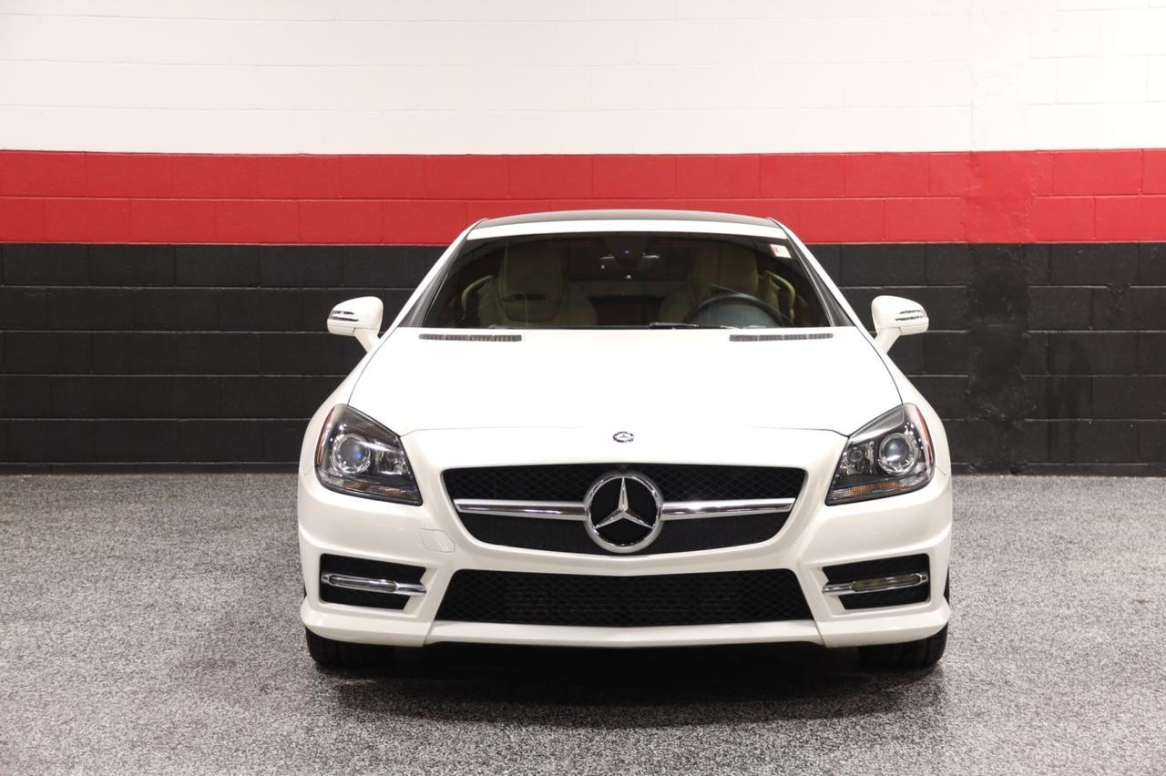 2014 Mercedes-Benz SLK 250 AMG Sport Pkg 2dr Roadster Skokie IL