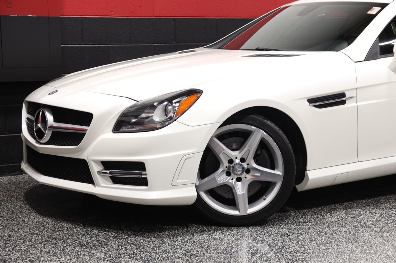 2014 Mercedes-Benz SLK 250 AMG Sport Pkg 2dr Roadster Skokie IL
