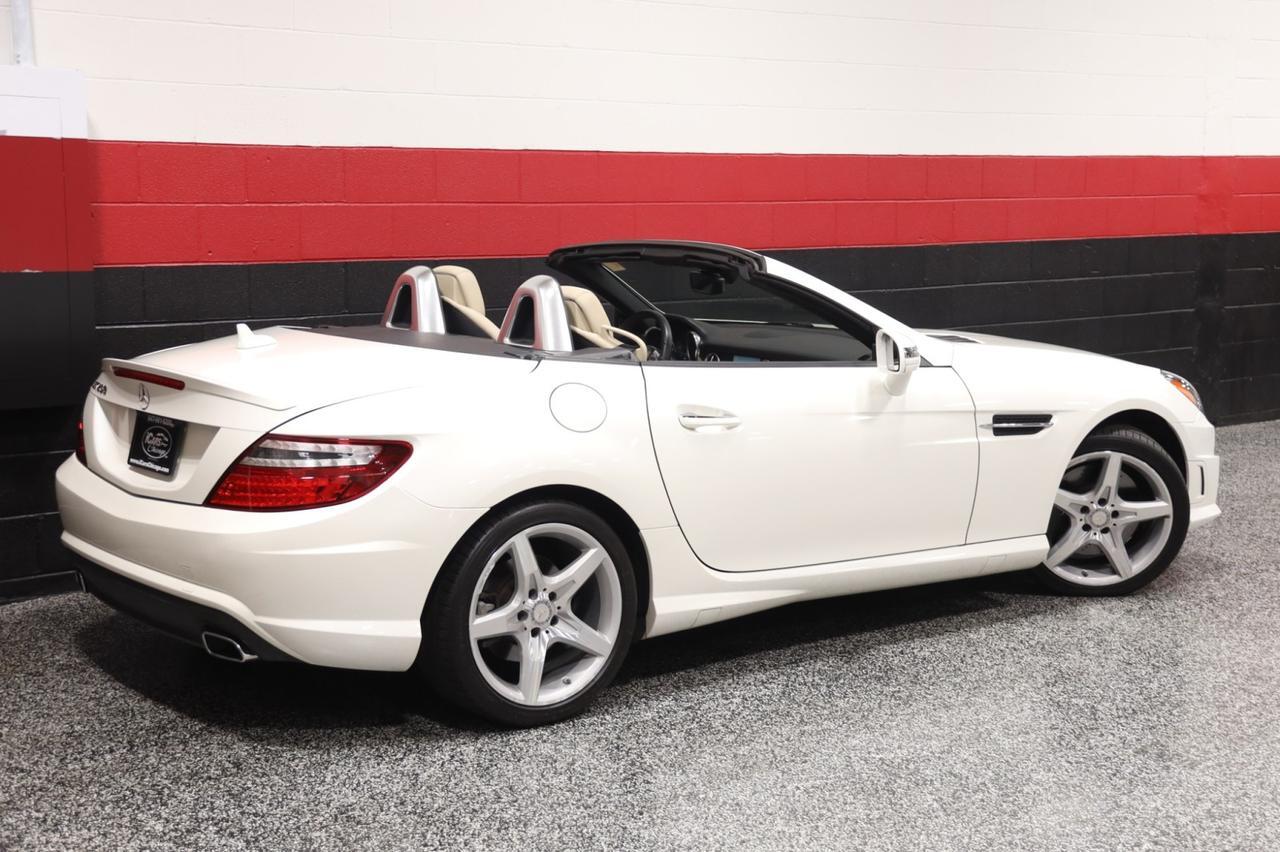 2014 Mercedes-Benz SLK 250 AMG Sport Pkg 2dr Roadster Skokie IL