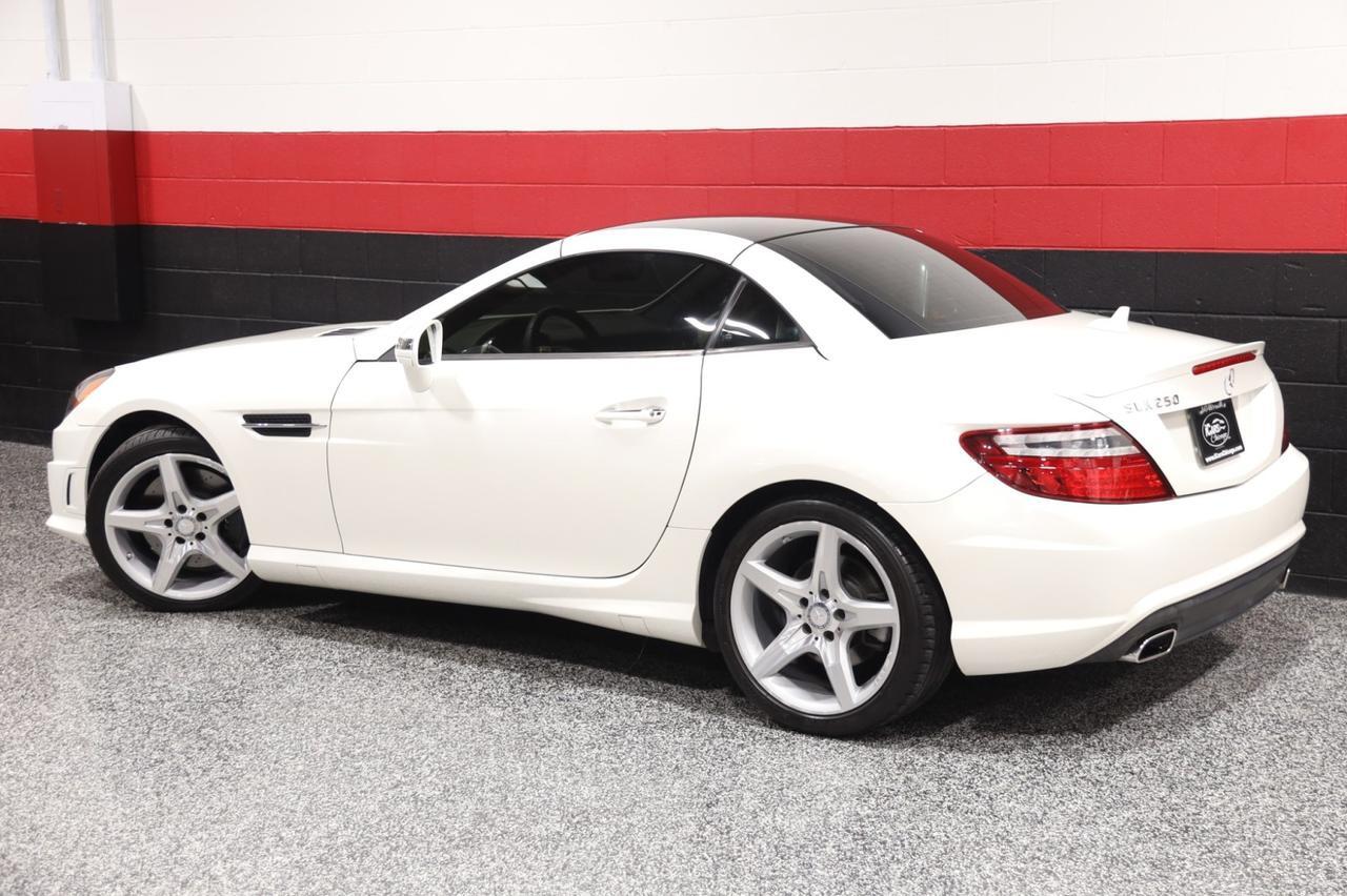 2014 Mercedes-Benz SLK 250 AMG Sport Pkg 2dr Roadster Skokie IL