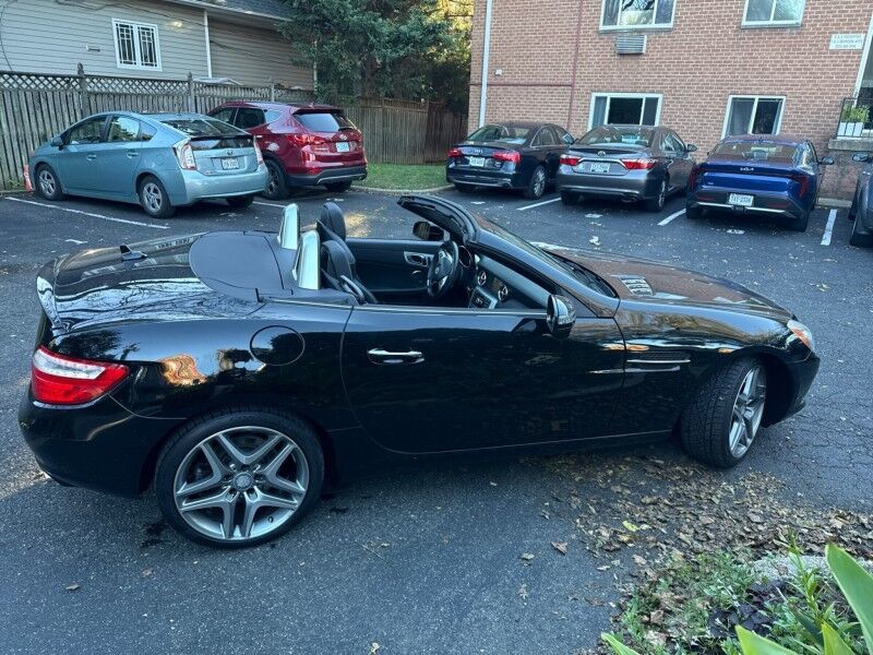2014 Mercedes-Benz SLK 250 Roadster w/ Premium Package Arlington VA