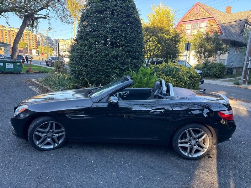 2014 Mercedes-Benz SLK 250 Roadster w/ Premium Package Arlington VA
