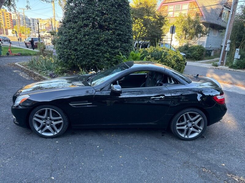 2014 Mercedes-Benz SLK 250 Roadster w/ Premium Package Arlington VA