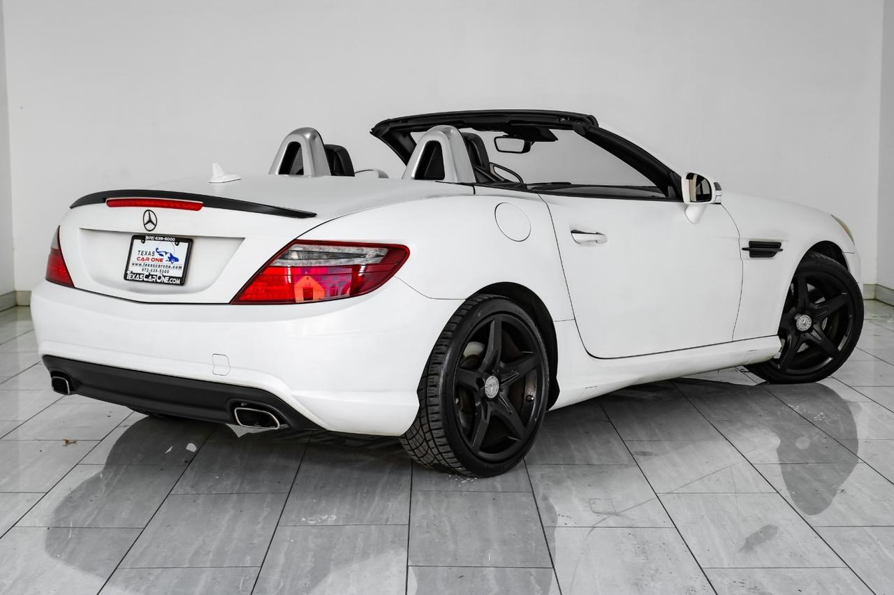 2014 Mercedes-Benz SLK 250 SPORT PKG PREMIUM PKG AIRSCARF PANORAMA HARMAN KARDON SOUND LEAT Carrollton TX