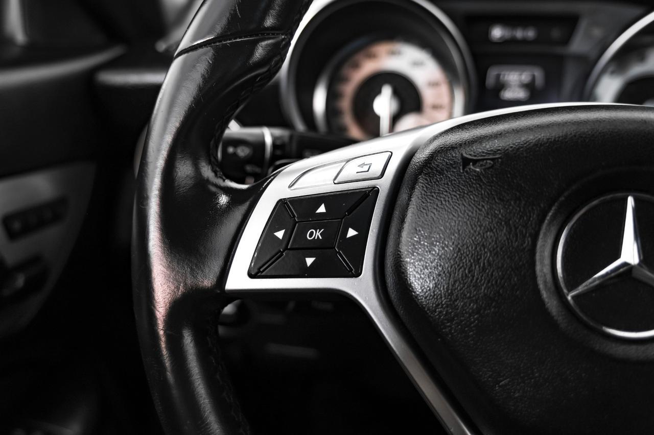 2014 Mercedes-Benz SLK 250 SPORT PKG PREMIUM PKG AIRSCARF PANORAMA HARMAN KARDON SOUND LEAT Carrollton TX