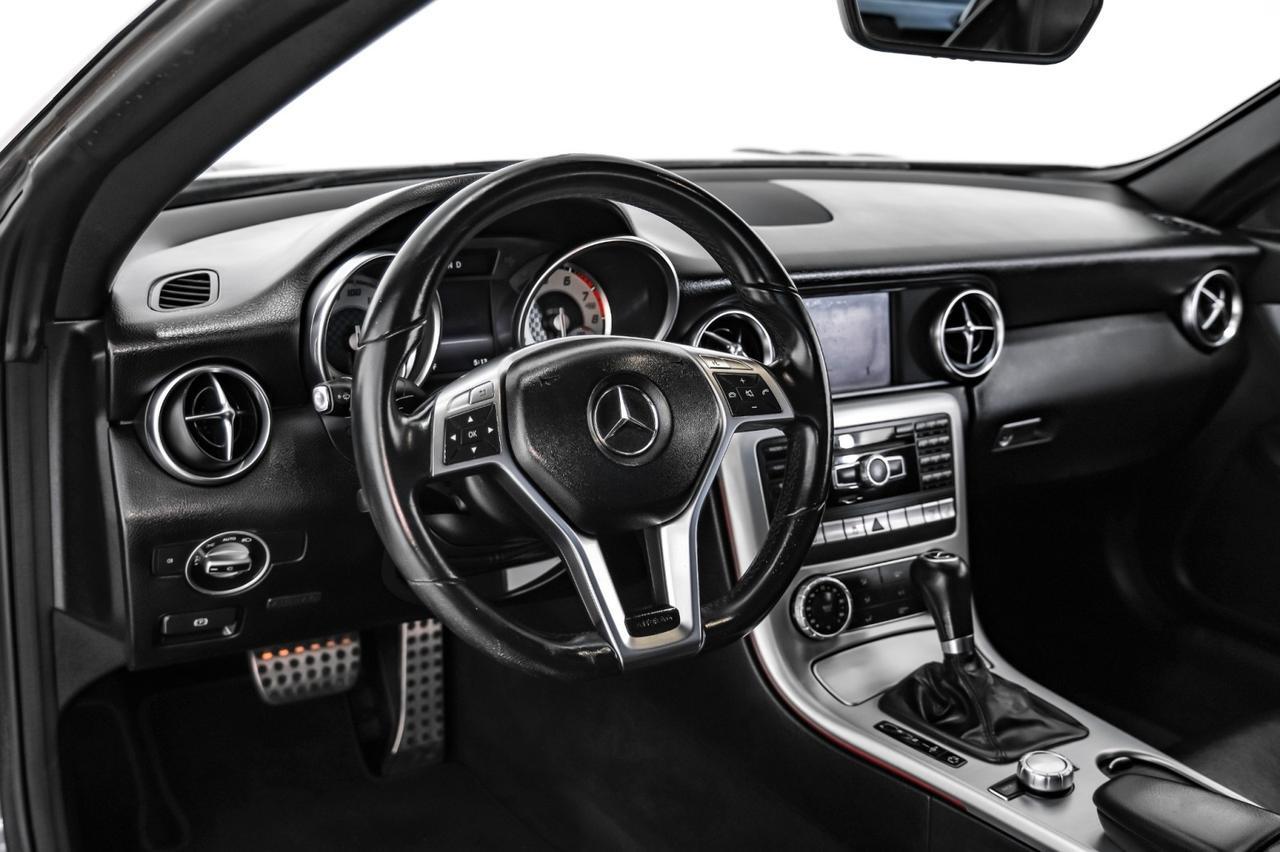 2014 Mercedes-Benz SLK 250 SPORT PKG PREMIUM PKG AIRSCARF PANORAMA HARMAN KARDON SOUND LEAT Carrollton TX