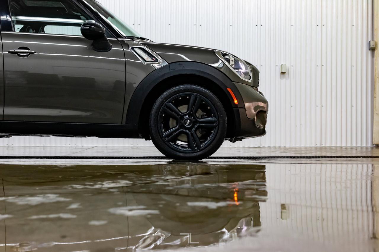 2014 Mini Cooper S Countryman AWD Leather Roof Nav Red Deer AB
