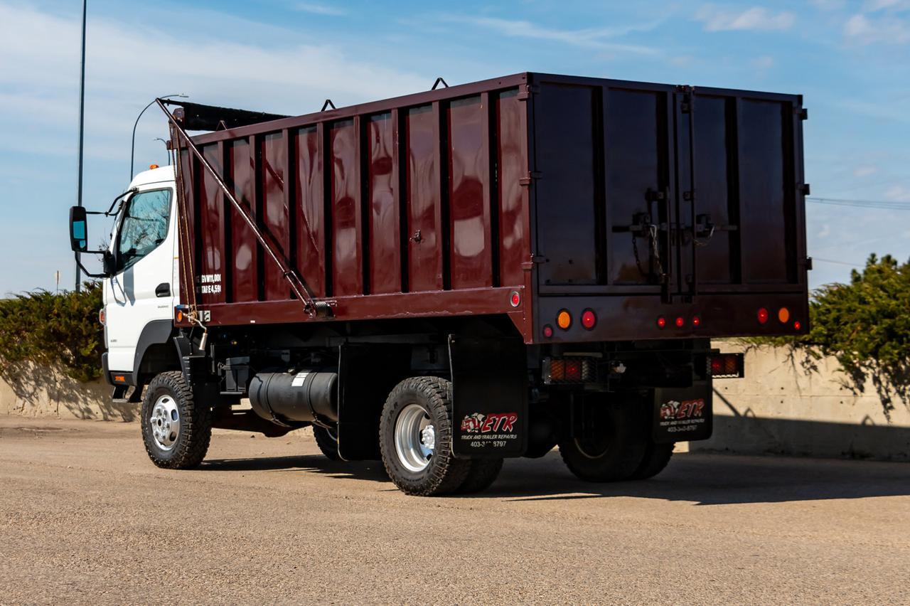 2014 Mitsubishi Fuso 4x4 FG Canter Box & Hoist Diesel Red Deer AB